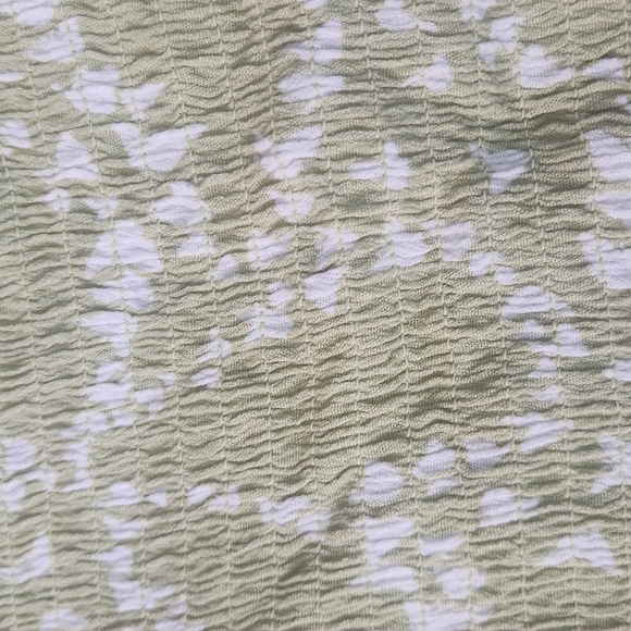 NWT XL by  SO off the shoukder crop top in lime green and white - Picture 6 of 6